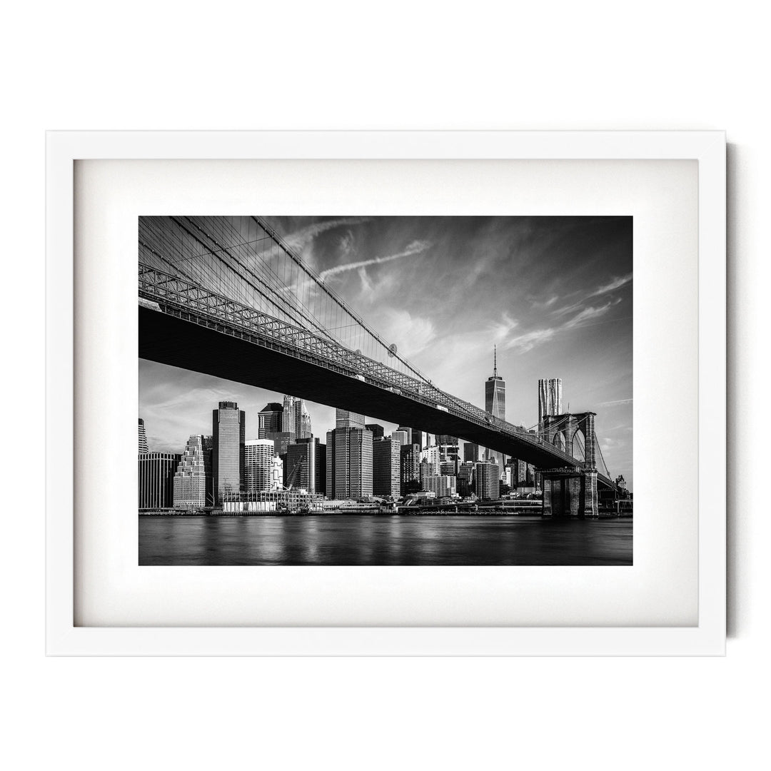 a black and white photo of the brooklyn bridge