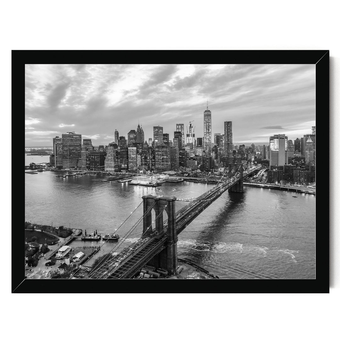 Manhattan and Brooklyn Bridge, New York City – B&amp;W – fine art print in a black frame, no mat