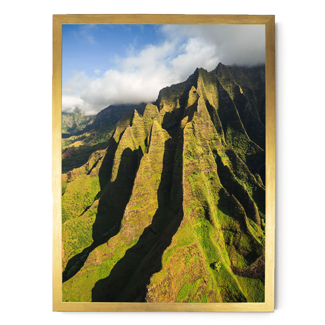Kauai Cliffs IV, Na Pali Coast, Hawaii – fine art print in a gold frame, no mat