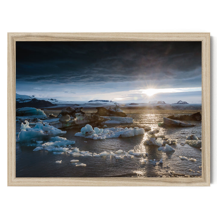 Midnight Sun, Iceland – fine art print in a natural frame, no mat