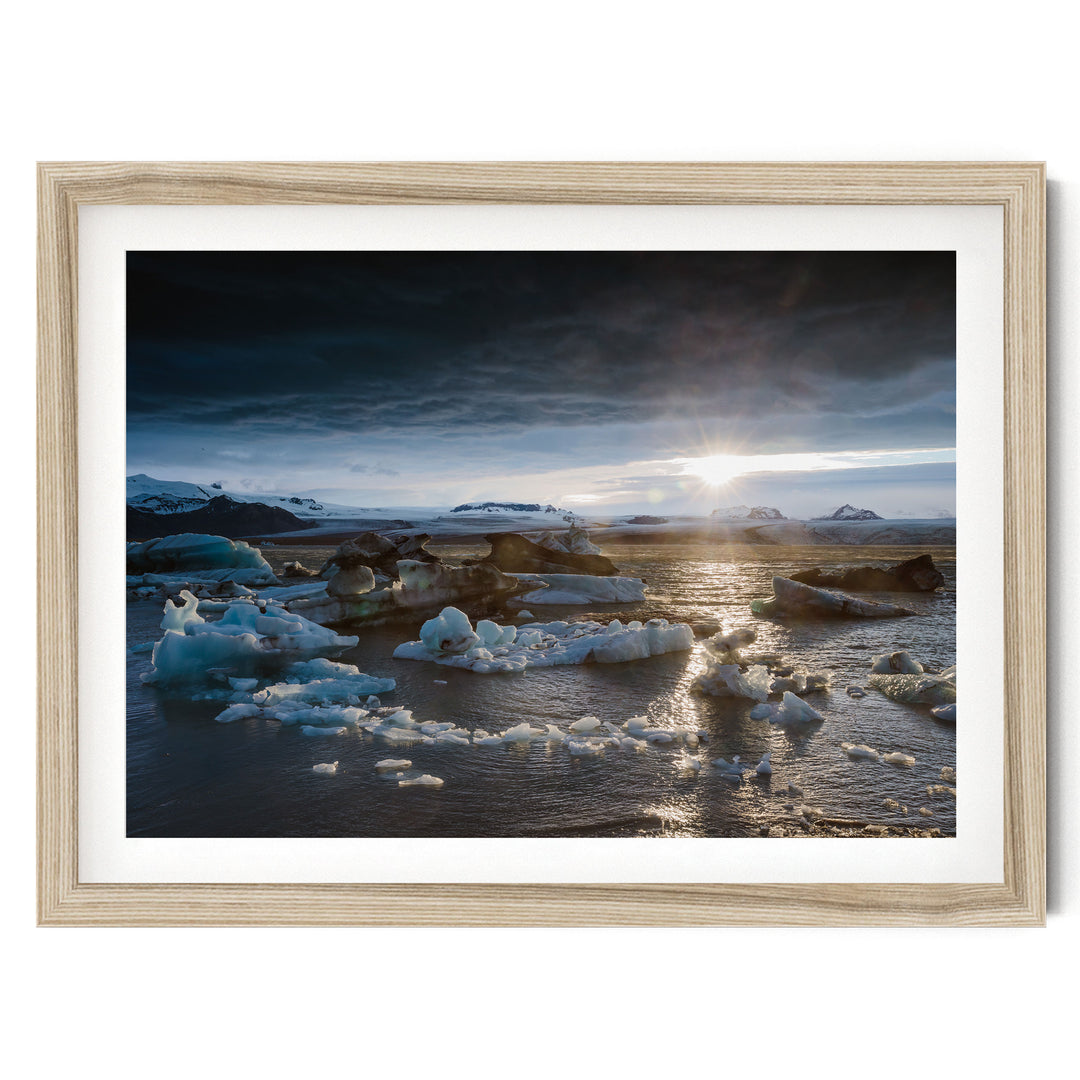 Midnight Sun, Iceland – fine art print in a natural frame with white mat