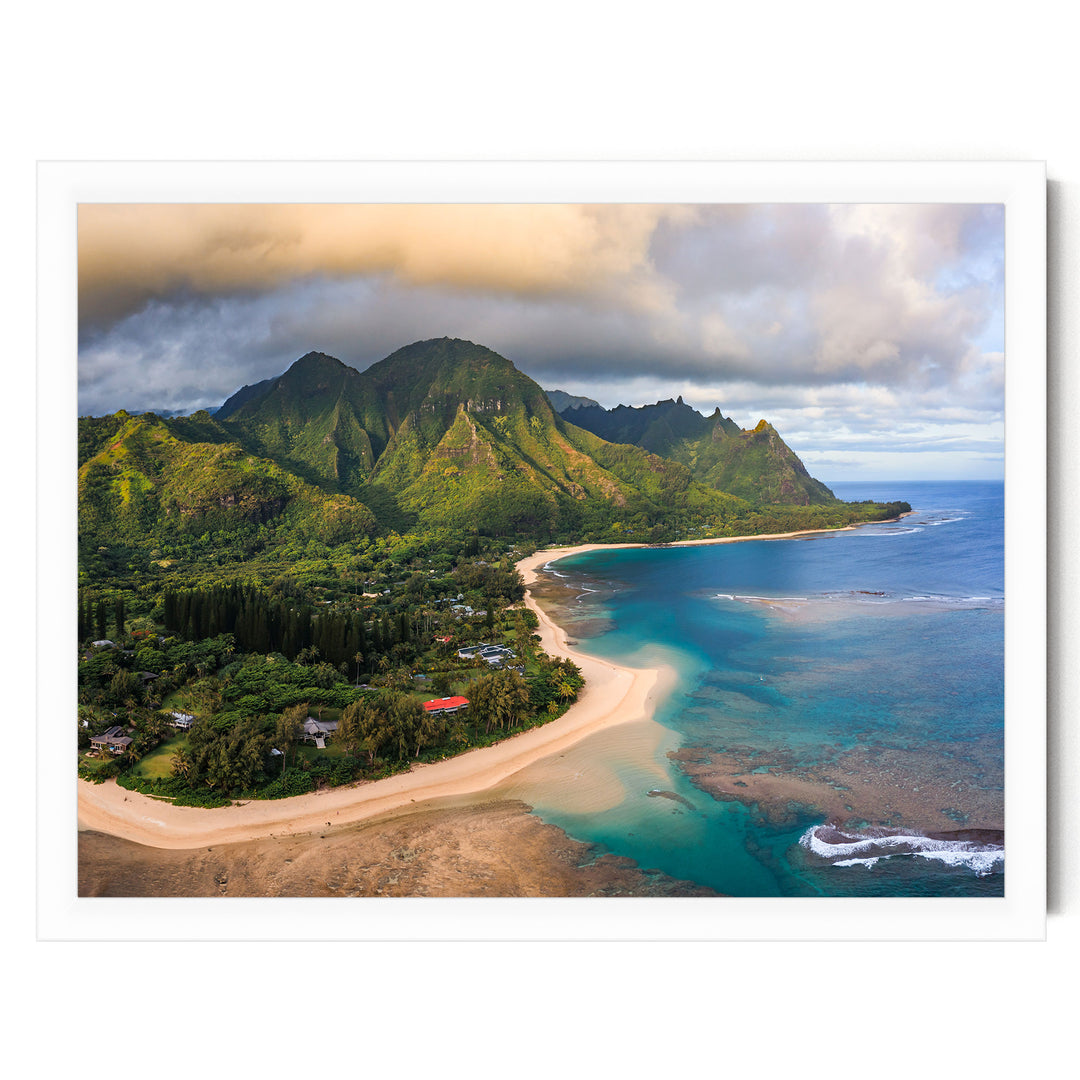 Tunnels Beach II, Kauai, Hawaii – fine art print in a white frame, no mat